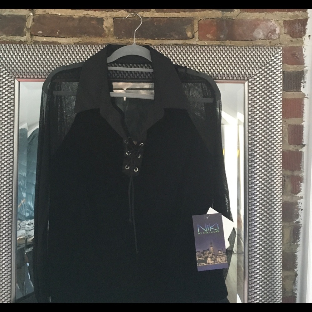 Women’s velvet top with mesh sleeves  NWT